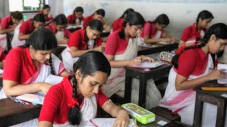 High Secondary Exam Paper Checked by Part Timer