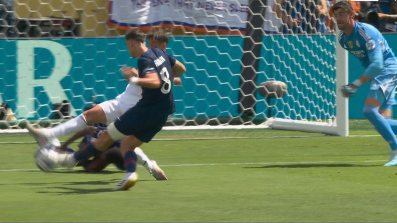 ক্লাব বিশ্বকাপ ফাইনালে পিএসজি ইতিহাস গড়ার দ্বারপ্রান্তে, দেখে নিন যাবতীয় খুঁটি