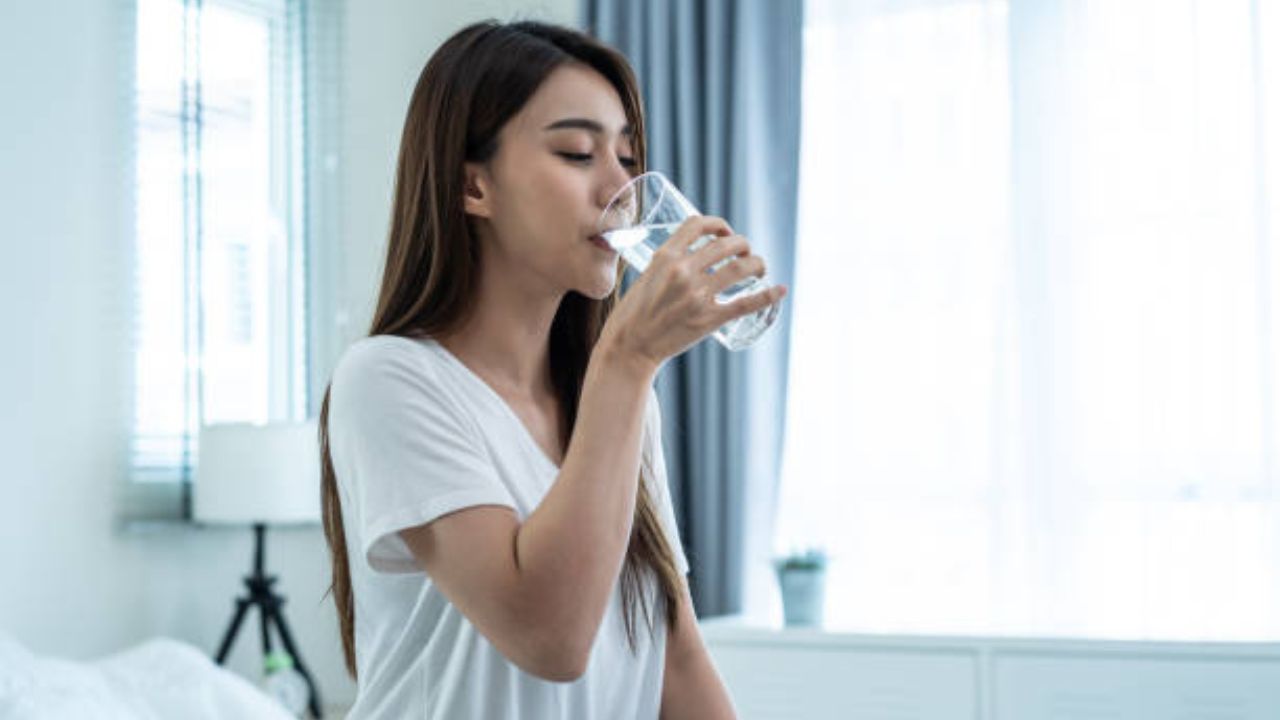 Morning Water Drinking Benefits